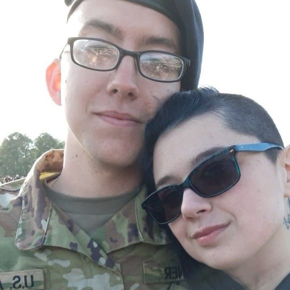 Meet your Posher, Erika - Picture 1 of 1